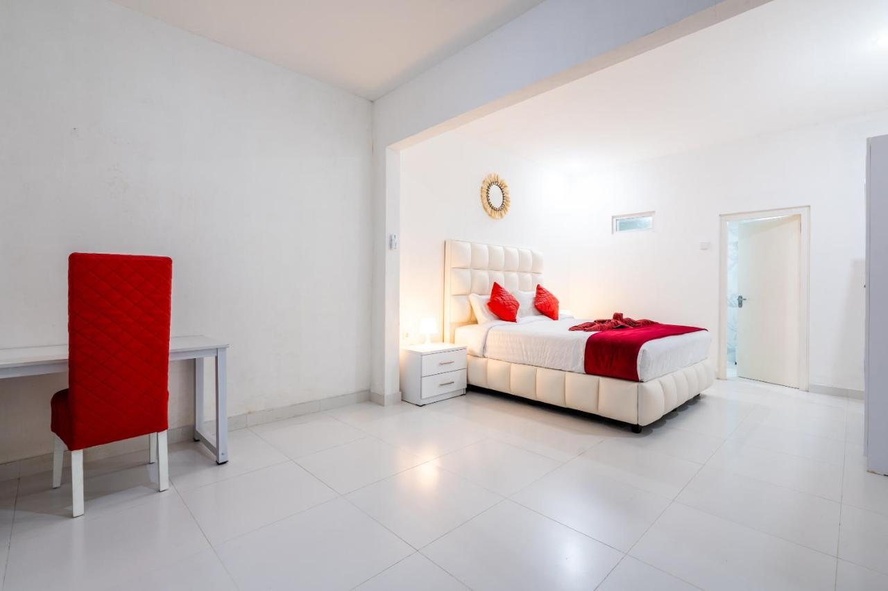 Luxury Minimalist Villa White Angel In Seminyak Exteriör bild